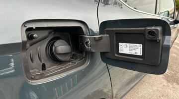 2025 SEAT 1.0 TSI XCELLENCE Lux DSG Euro 6 5-door (Blue) - Image: 15