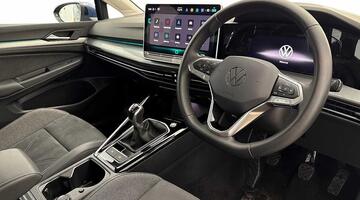 2025 Volkswagen TSI Style Euro 6 5-door (Blue) - Image: 6