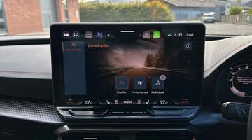 2025 CUPRA ETSI Shadow Edition DSG Euro 6 5-door (Blue) - Image: 31