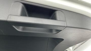 2022 Volkswagen 2.0 TDI R-Line DSG Euro 6 5-door (White) - Image: 32