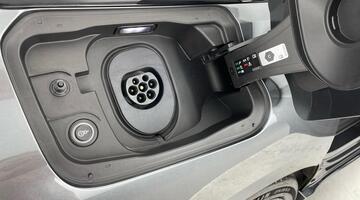 2025 Audi 100kWh Launch Edition Auto 5-door (Grey) - Image: 28