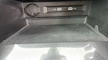 2021 Volkswagen 2.0 TDI Match DSG 4Motion Euro 6 5-door (White) - Image: 15