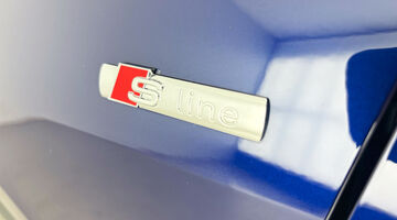 2025 Audi 45 Black Edition Sportback Auto quattro 5-door 82kWh (Blue) - Image: 44