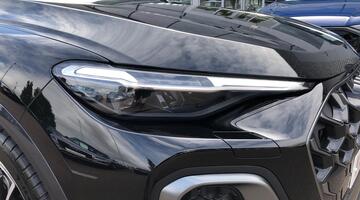 2025 Audi 2.0 TDI Launch Edition S Tronic quattro Euro 6 5-door (Black) - Image: 47