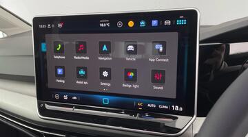 2025 Volkswagen ETSI MHEV Match DSG Euro 6 5-door (Grey) - Image: 18