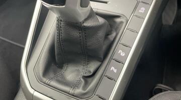 2023 Volkswagen 1.0 TSI Life Euro 6 5-door (Blue) - Image: 7