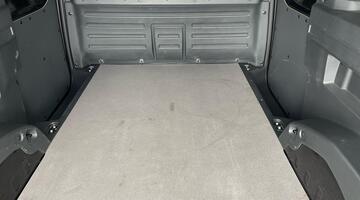 2024 Volkswagen Pro 79kWh Commerce Auto 5-door (Black) - Image: 27