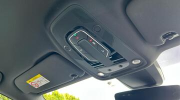 2025 Audi 4.0 TFSI V8 Black Edition Tiptronic quattro Euro 6 5-door (White) - Image: 22