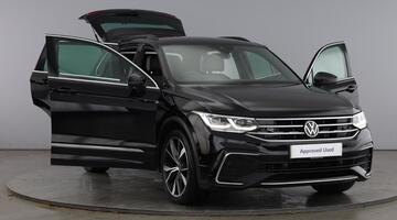 2021 Volkswagen TSI R-Line DSG Euro 6 5-door (Black) - Image: 9