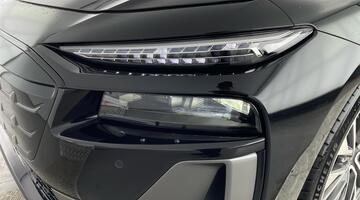 2025 Audi 100kWh S line Auto quattro 5-door (Black) - Image: 41