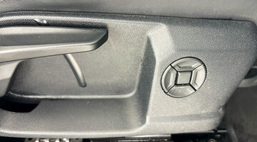 2025 Audi TFSI CoD 35 S line S Tronic Euro 6 5-door (White) - Image: 24