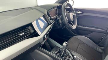 2022 Audi 1.0 TFSI 30 S line Sportback Euro 6 5-door (White) - Image: 2