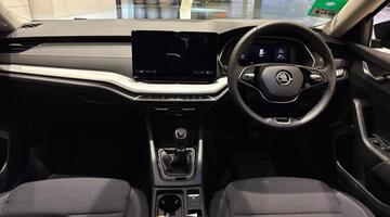 2024 Škoda TSI ACT SE Technology Euro 6 5-door (Black) - Image: 9