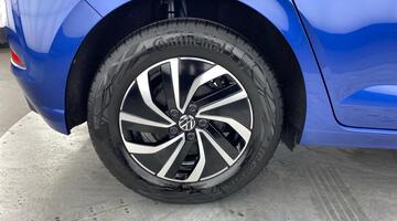 2022 Volkswagen 1.0 TSI Life Euro 6 5-door (Blue) - Image: 17