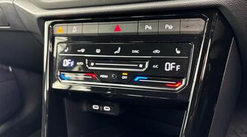 2025 Volkswagen 2.0 TDI R-Line DSG Euro 6 5-door (Grey) - Image: 7