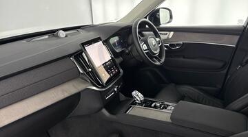 2025 Volvo 2.0 T8 18.8kWh Ultra Dark Auto 4WD Euro 6 5-door (Silver) - Image: 2