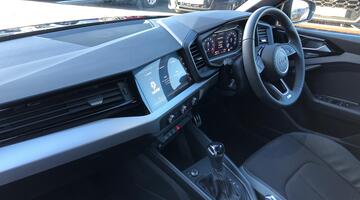 2025 Audi 1.0 TFSI 30 S line Sportback S Tronic Euro 6 5-door (Black) - Image: 2