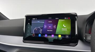 2025 SEAT 1.0 TSI FR DSG Euro 6 5-door (White) - Image: 14