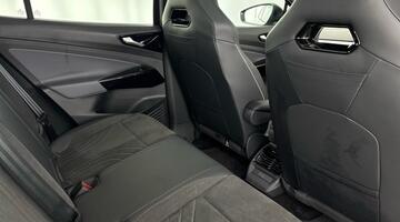 2025 Volkswagen Pro 77kWh Black Edition Auto 5-door (Black) - Image: 22