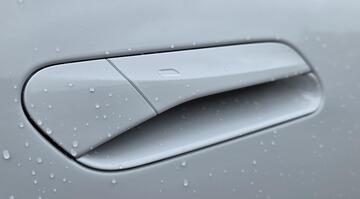 2025 Volkswagen Pro 77kWh Match Plus Fastback Auto 5-door (Multicolour) - Image: 18