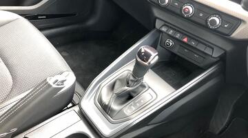 2025 Audi 1.0 TFSI 30 Black Edition Sportback S Tronic Euro 6 5-door (Blue) - Image: 37