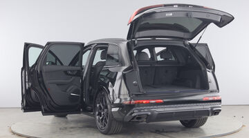 2025 Audi 3.0 TDI V6 50 Black Edition Tiptronic quattro Euro 6 5-door (Black) - Image: 11