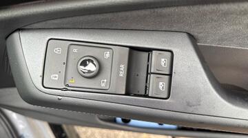 2025 Volkswagen 86kWh GTX Fastback Auto 4Motion 5-door (Grey) - Image: 21