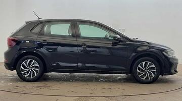 2024 Volkswagen 1.0 TSI Life DSG Euro 6 5-door (Black) - Image: 4