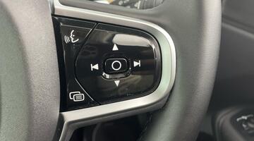 2025 Volvo 2.0 B5 MHEV Plus Pro Auto Euro 6 5-door (Grey) - Image: 20