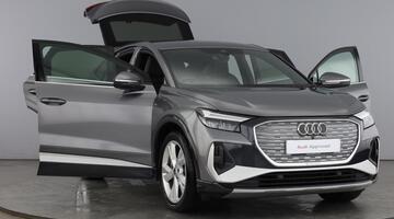 2025 Audi 45 S line Sportback Auto 5-door 82kWh (Grey) - Image: 9