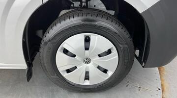 2025 Volkswagen 2.0 TDI T3Commerce Plus FWD SWB Euro 6 5-door (Grey) - Image: 5