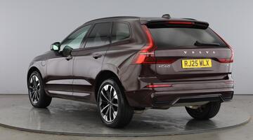 2025 Volvo 2.0 T8 18.8kWh Ultra Dark Auto Euro 6 5-door (Red) - Image: 3