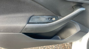 2023 Škoda TSI ACT SE Drive DSG Euro 6 5-door (White) - Image: 18