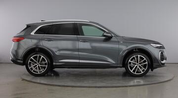 2025 Audi 2.0 TFSI S line S Tronic quattro Euro 6 5-door (Grey) - Image: 4