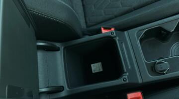 2025 Volkswagen ETSI MHEV Match DSG Euro 6 5-door (Grey) - Image: 45