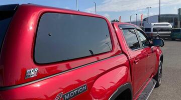 2025 Volkswagen 2.0 TDI Style Auto 4Motion Euro 6 4-door (Red) - Image: 23