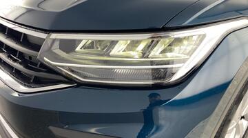 2022 Volkswagen TSI Life DSG Euro 6 5-door (Blue) - Image: 37