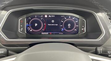 2021 Volkswagen 2.0 TDI Life DSG Euro 6 5-door (Silver) - Image: 7