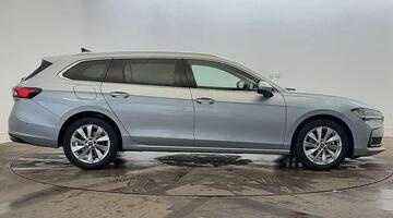 2025 Škoda 2.0 TDI SE Technology DSG Euro 6 5-door (Silver) - Image: 4