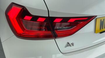 2022 Audi 1.0 TFSI 30 S line Sportback Euro 6 5-door (White) - Image: 31