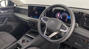 2025 Volkswagen ETSI MHEV Match DSG Euro 6 5-door (Grey) - Image: 6