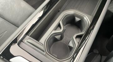 2025 Volkswagen Pro S 86kWh Match Plus Tourer Auto 5-door (Black) - Image: 13