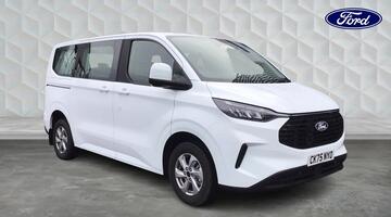 2025 Ford 2.0 320 EcoBlue Zetec L1 Euro 6 5-door (White) - Image: 1