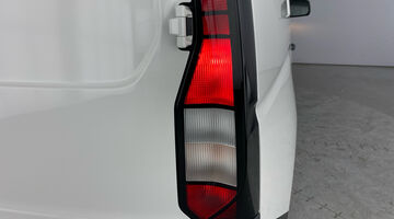 2025 Volkswagen 2.0 TDI C20 Commerce SWB Euro 6 5-door (White) - Image: 22