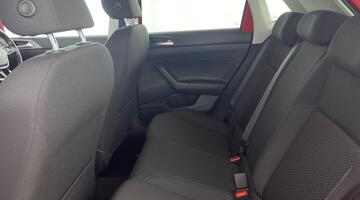 2021 Volkswagen 1.0 EVO Match Euro 6 5-door (Red) - Image: 29