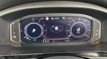 2024 Volkswagen TSI 13kWh R-Line Shooting Brake DSG Euro 6 5-door (Black) - Image: 13