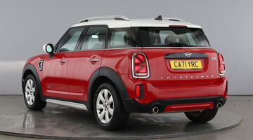 2021 MINI 2.0 Cooper S Classic Auto ALL4 Euro 6 5-door (Red) - Image: 3