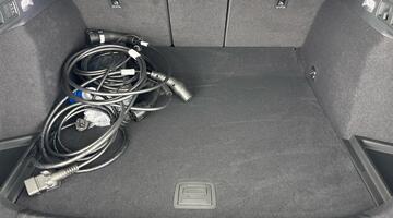 2025 Audi SQ6 SUV Edition 1 e-tron 360,00 kW (Black) - Image: 33