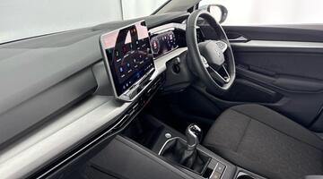 2025 Volkswagen TSI Match Euro 6 5-door (Blue) - Image: 2