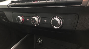 2021 Audi 1.0 TFSI 30 S line Euro 6 5-door (Black) - Image: 34